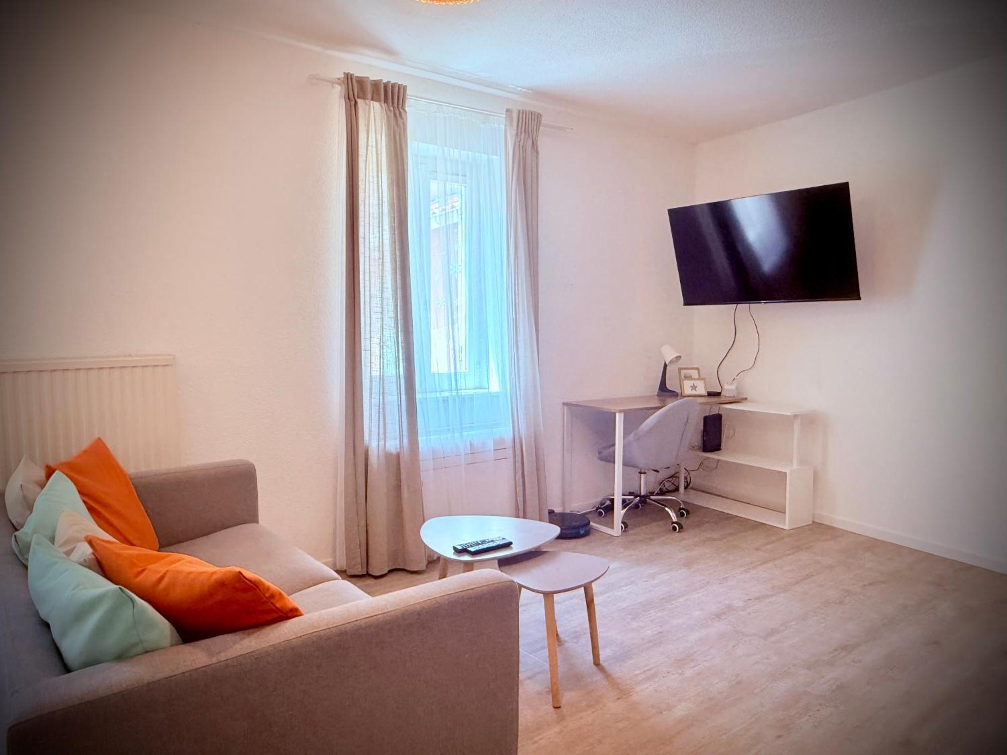 Apartment 50M2-Free Private Parking-Self Check In !! Appartement 50M2 Intramuros-Parking Prive Gratuit-Arrivee Autonome!! Avignon Luaran gambar